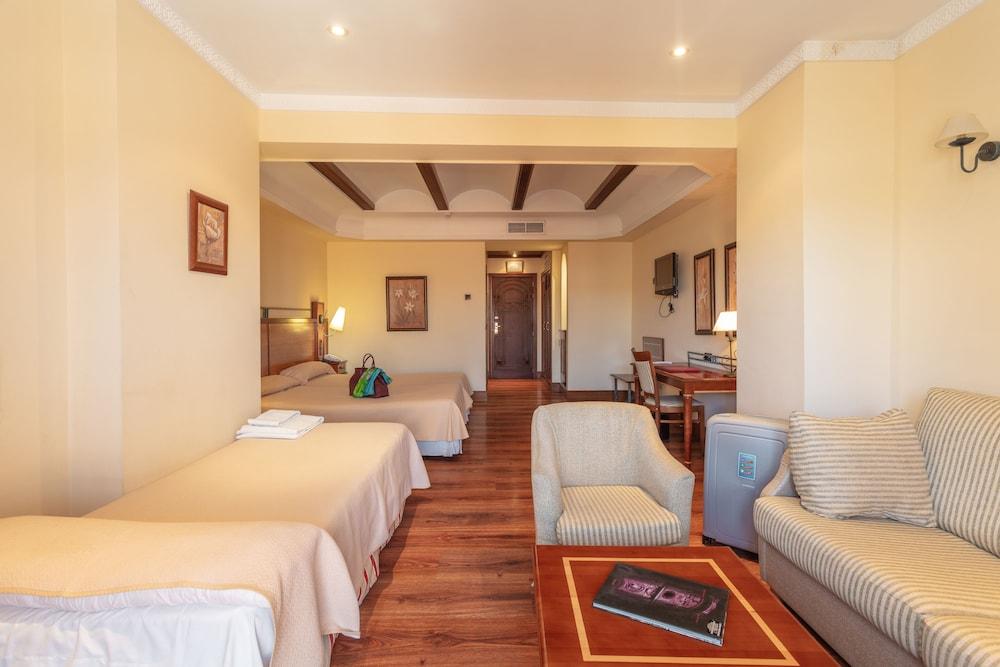 Hotel Abades Гвадикс Экстерьер фото