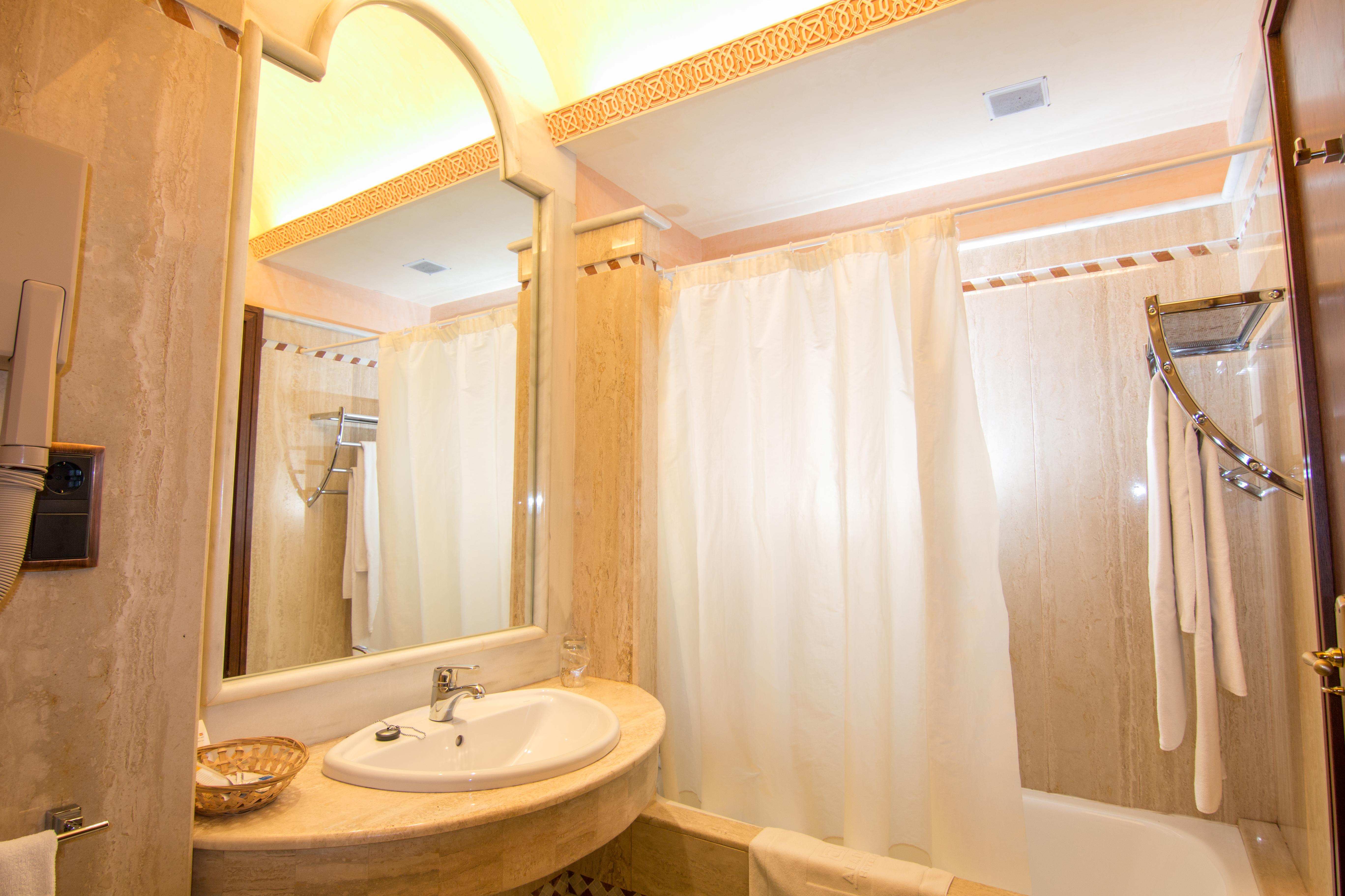 Hotel Abades Гвадикс Экстерьер фото