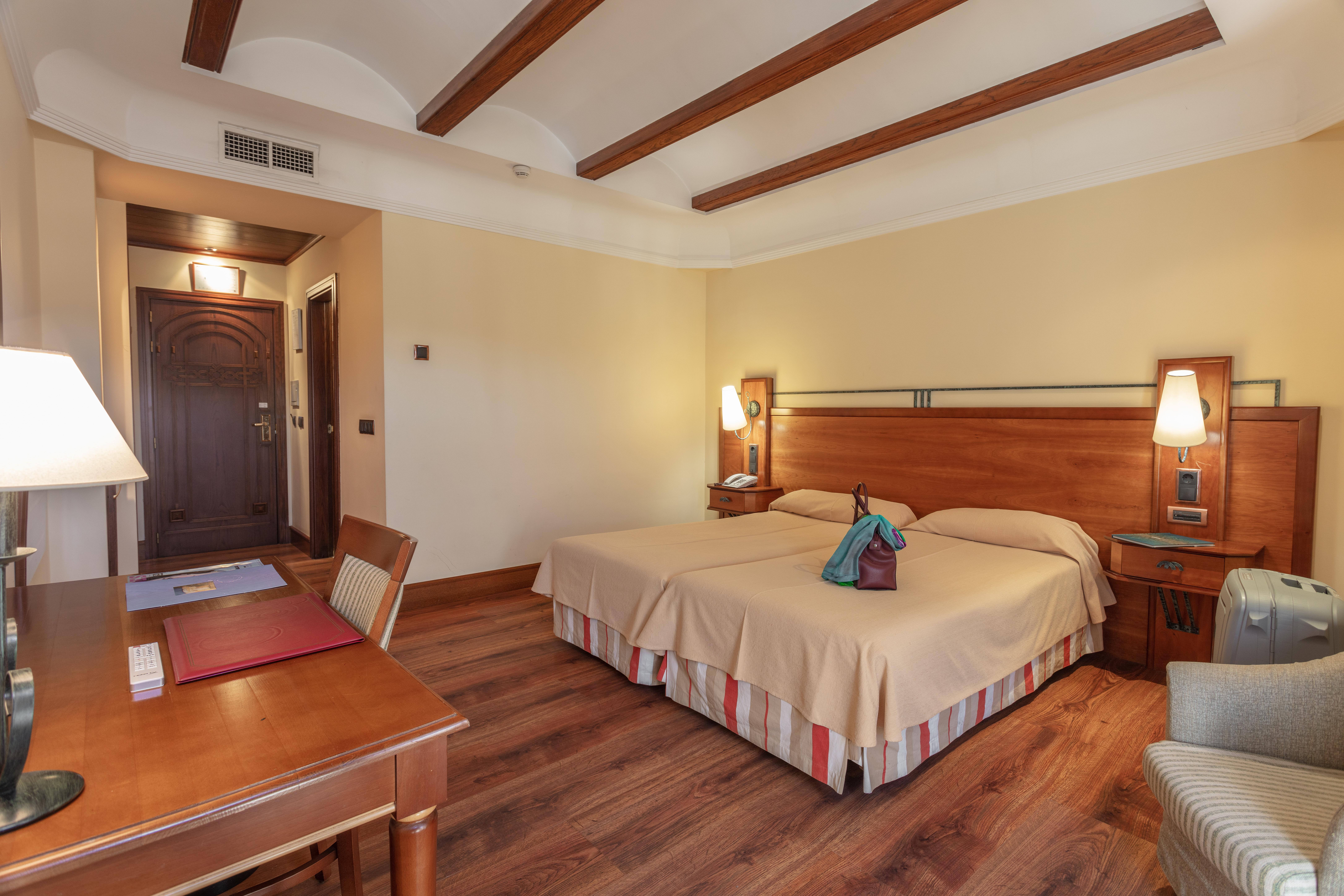 Hotel Abades Гвадикс Экстерьер фото